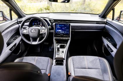 Test: Lexus LBX Hybrid 136Ps